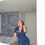 Vivian Hicks Instagram – happy halloween🚔🚨 Niagara Falls, Ontario