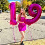 Vivian Hicks Instagram - birthday queen👑🍾
