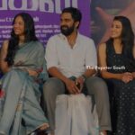 Viviya Santh Instagram - ‘சபா நாயகன்’ படக்குழு செய்தியாளர் சந்திப்பு | Saba Nayagan | #SabaNayagan Press Meet | #AshokSelvan #MeghaAakash, #KarthikaMuralidharan, #Chandini , #viviyasanth . Follow @thepapstersouth for more updates 🎥 @ashokselvan @meghaakash @karthikahp @viviyasanth @karvig @leon.james