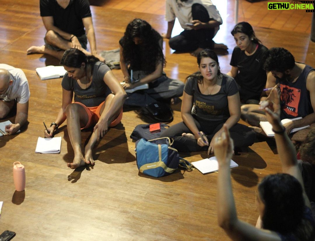 Viviya Santh Instagram - Adishakthi Moments 😍😍😍 Thankyou @adishaktitheatre @vkvinayadishakti @nimmyraphel @mee_dancing @soorajishear and all my fellow adishakthiyan’s for all the support and guidance #adishakti #adishaktitheatre #sopeworkshop #sope2023 Adishakti Theatre