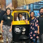 Viviya Santh Instagram - Strangers turning to colleagues to eventually turn into a nest of friends is the best thing that could have happened in a shoot location 🥰. @guru_somasundaram @dr_amar_ramachandran @amaraspallavi @twinkle_joby #shootlocation #locationfun #foodspotting #adamintechayakada #paragon ആദാമിന്റെ ചായക്കട