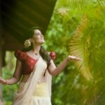 Viviya Santh Instagram - Happy Onam 🥰