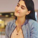 Viviya Santh Instagram - Looks like candid 🥹 PC: @mahanaofficials 😘😘