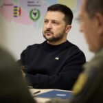 Volodymyr Zelenskyy Instagram - Кропивницький. Провів нараду щодо стану справ у регіоні.   Кіровоградщина – один із тих регіонів, який активно допомагає країні вистояти як економічно, так і безпеково. Область відновлює потенціал своїх підприємств.   Обговорили питання допомоги внутрішньо переміщеним особам, майже 90 тисяч яких залишилися жити на Кіровоградщині. Важливе збереження та створення робочих місць.   Окремо поспілкувалися щодо захисту об’єктів критичної інфраструктури, посилення ППО. Важливо нарощувати системи РЕБ.   Дякую кожному, хто щодня додає сили нашій державі! —— Kropyvnytskyi. I held a meeting on the situation in the region. This is one of the regions that actively contributes to the country’s survival, both economically and militarily. The region is also restoring the potential of its enterprises. We discussed how to assist internally displaced people, nearly 90,000 of whom remained in the region. It is important to preserve and create jobs. We also discussed how to protect critical infrastructure, strengthen air defense, and improve electronic warfare systems. I am grateful to everyone who helps to strengthen our country every day!