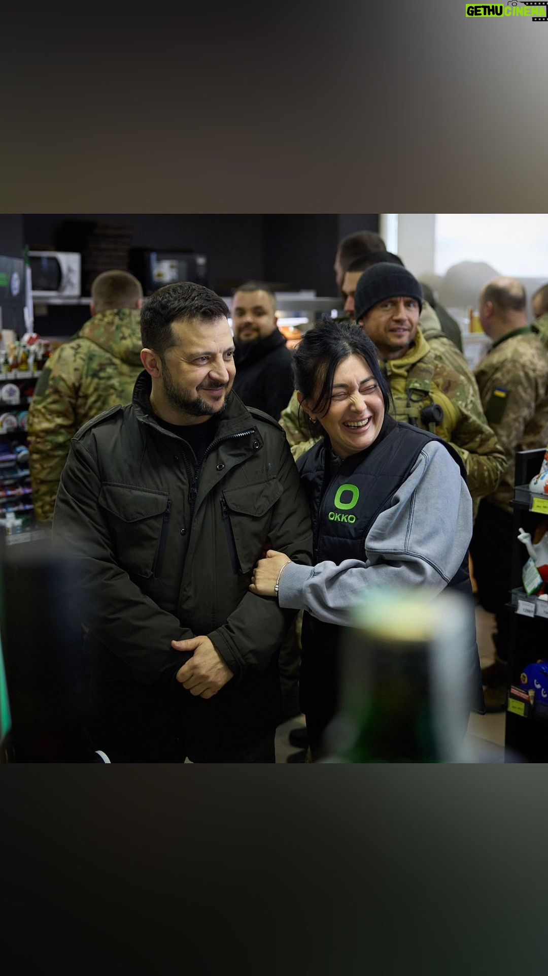 Volodymyr Zelenskyy Instagram - Наша Харківщина. Наші люди. Наші воїни. Радий був особисто поспілкуватись. Дякую кожному й кожній, хто працює, воює, залишається сильним. Заради України. 🇺🇦🇺🇦🇺🇦 —— Our Kharkiv region. Our people. Our warriors. I was glad to meet them personally. I am grateful to each and every one who works, fights, and remains strong for the sake of Ukraine. 🇺🇦🇺🇦🇺🇦