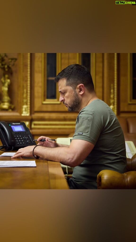 Volodymyr Zelenskyy Instagram - We already have an international communication schedule for the upcoming week that will strengthen our country. This encompasses both our standing in Europe, including our relations with the European Union and our EU neighbors, as well as international institutions tasked with upholding international law. Of course, we are preparing new defense packages for our soldiers as well. Summarizing the results of the new week, we will be able to say that Ukraine has become stronger. It is crucial that each week brings more clear agreements to our bilateral relations with partners, and more stability to defense coalitions in the supply of weapons, shells, and equipment. I am grateful to everyone in the world who helps in this way – making the agreements work, and the resilience of our warriors based on the resilience of our partners. Glory to everyone who fights and works for Ukraine! Glory to Ukraine!