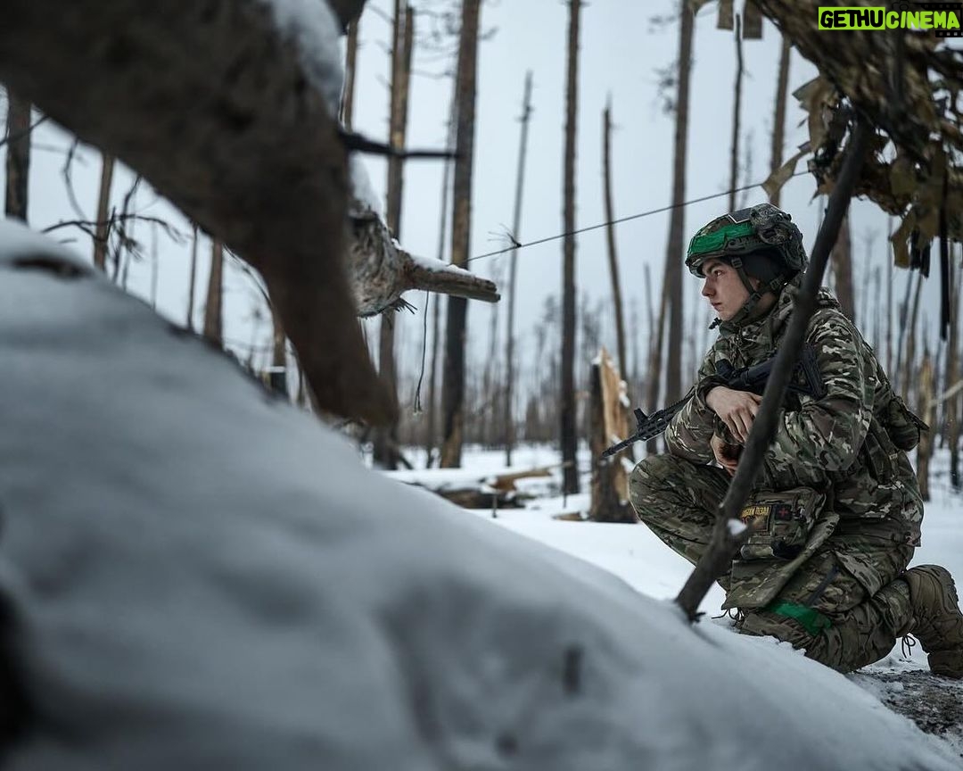 Volodymyr Zelenskyy Instagram - Наша стійкість зараз, знищення ворога зараз критично важливі. У Росії не має бути ілюзій, ніби їй щось вдасться. І я дякую кожному нашому воїну, усім в Україні, хто б’ється зараз, хто працює зараз, хто допомагає, щоб наш народ, наша держава могли виграти цей рік. ____ It is crucial now to remain resilient and continue destroying the enemy. Russia should be under no illusions that it can succeed. I thank every Ukrainian warrior and everyone who is fighting, working, and assisting so that our people and state can achieve victories this year. Photo: 116th separate mechanized brigade, 22nd separate mechanized brigade, 93rd Kholodnyi Yar separate mechanized brigade, separate presidential brigade named after Hetman Bohdan Khmelnytskyi, 151st separate mechanized brigade, Roman Chop, Kostiantyn Liberov and Vlada Liberova, 28th separate mechanized brigade named after the Knights of the Winter Campaign.