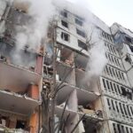 Volodymyr Zelenskyy Instagram - Триває рятувальна операція після чергової російської атаки проти наших міст і людей – свідомого терору проти звичайних житлових будинків у Києві, Харкові, Павлограді. На жаль, є постраждалі та загиблі. Станом на зараз відомо про 22 людини, які постраждали внаслідок ворожого обстрілу Києва. У Харкові через атаку терористів, за попередніми даними, загинули п’ятеро людей, 51 людина, зокрема чотири дитини, отримала поранення. З-під завалів врятовано 27 людей. У Павлограді російський терор забрав життя однієї людини. Мої співчуття всім рідним і близьким. Наші героїчні рятувальники, ті, хто завжди першими прибувають на місця ворожих обстрілів, попри всі складнощі, продовжують свою дуже важливу роботу заради порятунку людей. Дякую всім нашим захисникам і захисницям, працівникам і працівницям усіх екстрених служб, усім тим, чиє серце просто відчуває, що треба дбати про інших, треба допомагати іншим, коли від цього залежить життя. ____ The rescue operation continues in the wake of another Russian attack against our cities and people. A deliberate act of terror against ordinary apartment buildings in Kyiv, Kharkiv, and Pavlohrad. Unfortunately, there are injured and dead. As of now, 22 people were reported injured as a result of the enemy shelling of Kyiv. In Kharkiv, according to preliminary data, 5 people were killed in the terrorist attack, 51 people, including 4 children, were injured. 27 people were rescued from under the rubble. In Pavlohrad, Russian terror killed one person. My condolences to all the families and friends. Our heroic rescuers, those who are always the first to arrive at the scene of enemy shelling, continue their extremely important work to save people despite all the difficulties. I am grateful to all our defenders, to the employees of all emergency services, to all those whose hearts simply feel that you need to take care and help others when lives are at stake.