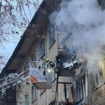 Volodymyr Zelenskyy Instagram - Триває рятувальна операція після чергової російської атаки проти наших міст і людей – свідомого терору проти звичайних житлових будинків у Києві, Харкові, Павлограді. На жаль, є постраждалі та загиблі. Станом на зараз відомо про 22 людини, які постраждали внаслідок ворожого обстрілу Києва. У Харкові через атаку терористів, за попередніми даними, загинули п’ятеро людей, 51 людина, зокрема чотири дитини, отримала поранення. З-під завалів врятовано 27 людей. У Павлограді російський терор забрав життя однієї людини. Мої співчуття всім рідним і близьким. Наші героїчні рятувальники, ті, хто завжди першими прибувають на місця ворожих обстрілів, попри всі складнощі, продовжують свою дуже важливу роботу заради порятунку людей. Дякую всім нашим захисникам і захисницям, працівникам і працівницям усіх екстрених служб, усім тим, чиє серце просто відчуває, що треба дбати про інших, треба допомагати іншим, коли від цього залежить життя. ____ The rescue operation continues in the wake of another Russian attack against our cities and people. A deliberate act of terror against ordinary apartment buildings in Kyiv, Kharkiv, and Pavlohrad. Unfortunately, there are injured and dead. As of now, 22 people were reported injured as a result of the enemy shelling of Kyiv. In Kharkiv, according to preliminary data, 5 people were killed in the terrorist attack, 51 people, including 4 children, were injured. 27 people were rescued from under the rubble. In Pavlohrad, Russian terror killed one person. My condolences to all the families and friends. Our heroic rescuers, those who are always the first to arrive at the scene of enemy shelling, continue their extremely important work to save people despite all the difficulties. I am grateful to all our defenders, to the employees of all emergency services, to all those whose hearts simply feel that you need to take care and help others when lives are at stake.