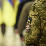Volodymyr Zelenskyy Instagram - Продовжуємо традицію особливої вдячності та шани до українських Героїв. Вручив сертифікати на квартири Героям України та рідним загиблих Героїв. Сьогодні я хочу подякувати кожному й кожній із вас за те, що такі Герої є в України. І на нашу землю вже точно не прийдуть такі часи, коли хтось міг би змусити українців забути своїх Героїв. Українці своєї незалежності та власної держави вже ніколи не віддадуть, ніколи Україна не зрадить памʼяті своїх Героїв. Будь ласка, будьте гордими за наших людей, які боролися так, що стали взірцем на покоління. І, будь ласка, хай усі в Україні пам’ятають, якою ціною вдавалося і вдається зберегти незалежність. —— We continue the tradition of special gratitude and respect for Ukrainian Heroes. I handed over apartment certificates to the Heroes of Ukraine and the families of the fallen Heroes. Today I want to thank each and every one of you for the fact that Ukraine has such Heroes. Our land will definitely not face times when someone could force Ukrainians forget their Heroes. Ukrainians will never give up their independence and their own state, and Ukraine will never betray the memory of its own Heroes. Please be proud of our people who fought in such a way that they became a paragon for generations. And please let everyone in Ukraine remember the cost of preserving our independence.