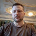 Volodymyr Zelenskyy Instagram - Є позитив зі Сполучених Штатів: щойно Сенат проголосував за продовження підтримки нашої країни, наших воїнів. Рішення, заради якого ми дуже багато працювали. Рішення, якого очікували не лише ми, а й багато інших народів, зокрема у Європі. Світ, який чекає, що американське лідерство й надалі буде твердим і допомагатиме захищати життя та берегти свободу. Це дійсно додає впевненості та мотивації. Це був перший крок, далі – Палата представників, голосування конгресменів там. Очікуємо позитивного рішення. Сподіваємося на принципову підтримку. Дякую кожному, хто допомагає! Дякую всім, хто цінує життя та свободу так само, як українці! 🇺🇦 🇺🇸 —— We’ve got positive news from the United States – the Senate has just voted to continue the support of our country and our warriors. This is a decision that we have worked very hard for, a decision that has been awaited not only by us, but by many other nations, particularly in Europe… The world is waiting for American leadership to remain steadfast and help protect lives and preserve freedom. This truly contributes to confidence and motivation. This was the first step, next step is the House of Representatives and the vote of congressmen there. We expect a positive decision. We hope for principled support. Thank you to everyone who helps! Thank you to everyone who values life and freedom as much as Ukrainians do! 🇺🇦 🇺🇸