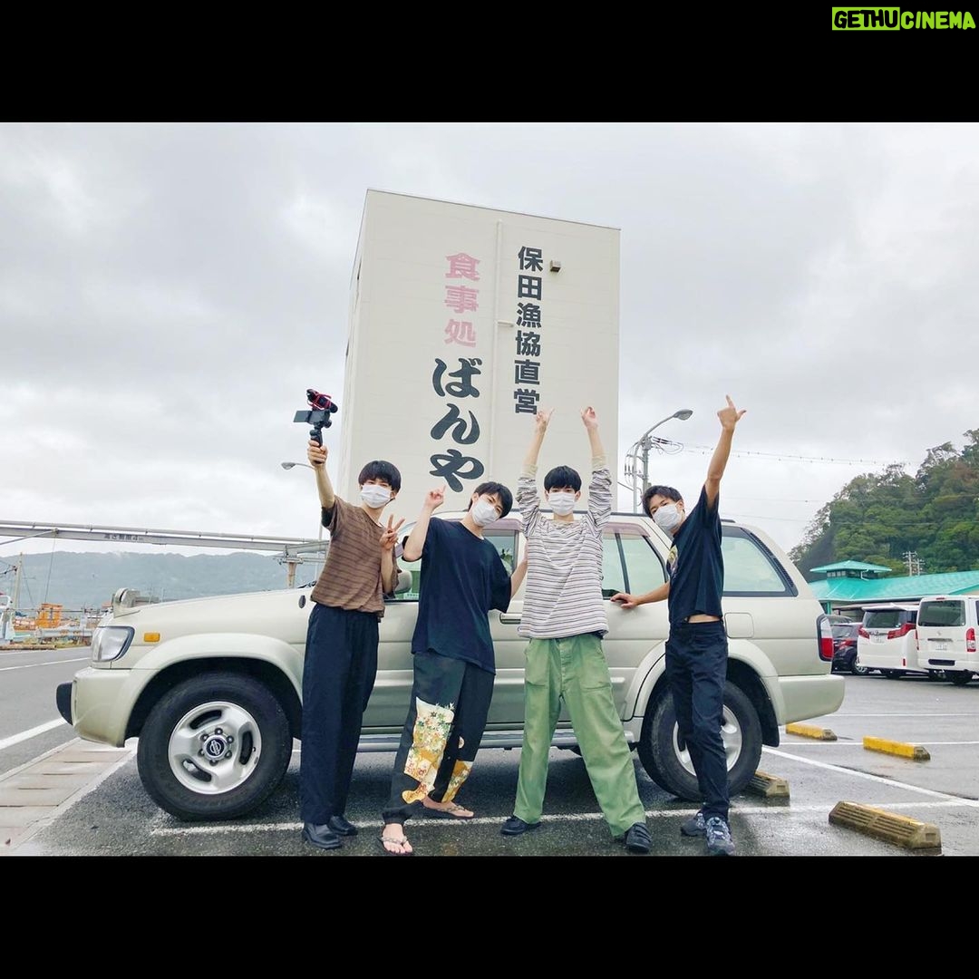 Waku Kyoten - 9.1K Likes - YouTube フォスファミのドライブ企画の時のオフショット。
4人で色んなことしてます!!
まだ観れてない方はぜひ観てみてください👍
# 4まで公開してます。続きが楽しみですね。
お楽しみに!!
#フォスファミ