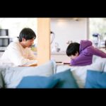 Waku Kyoten Instagram - 恋愛ドラマな恋がしたい　 本日23時から、第11話です。 主演を勝ち獲ったのは...!!! 写真は男子メンバーそれぞれとの2ショットです。 同棲ハウス帰りの佳介くんと、まさかの服装がかぶってしまいました。 たまたまです。笑 ぜひリアルタイムでよろしくお願いします🔥 @dorakoi_abema_official #恋愛ドラマな恋がしたい #ドラ恋