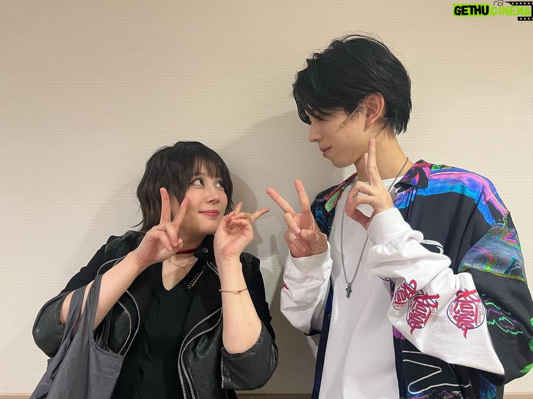 Waku Kyoten Instagram - 「ロミオ&ジュリエット」 本日2公演ありがとうございました!! 残すところあとあと4公演、、、 早いなぁ。寂しいなぁ。 精一杯最後までマキューシオを演じたいと思います。 今日はジュリエット、そして事務所の先輩でもある、きいさんと📸 いつも明るくて、とてもとても優しいきいさん! お芝居の相談に乗ってもらったり 座長として、カンパニーをたくさん引っ張って頂いてます!! 明日はソワレ公演! よろしくお願いします!! #ロミジュリ