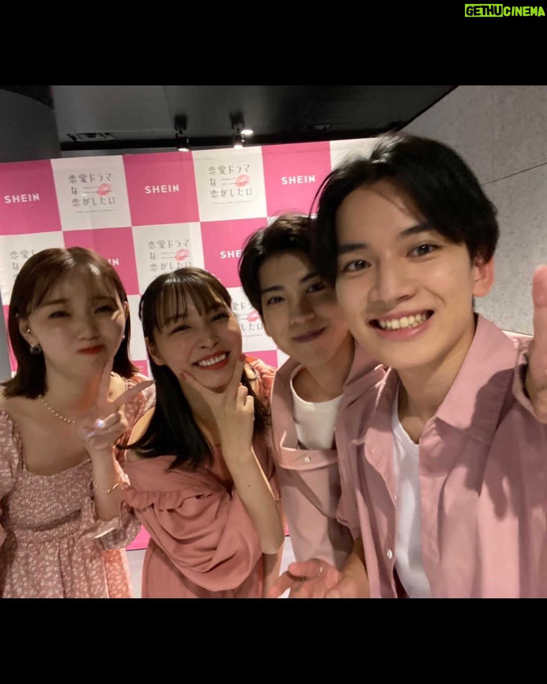 Waku Kyoten - 7.2K Likes - 「恋愛ドラマな恋がしたい」
新シーズン先行試写会 トークイベント
ありがとうございました!!
皆さんに暖かい拍手で迎えてもらえて、嬉しかったです。
歴代メンバーの皆とも仲良くトークできて楽しかった😊
新シーズン、魅力的で個性的なメンバーが揃っていてすごく面白かったです!
15日から放送みたいです!是非観てみてください!
#恋愛ドラマな恋がしたい
#ドラ恋
#SHEIN