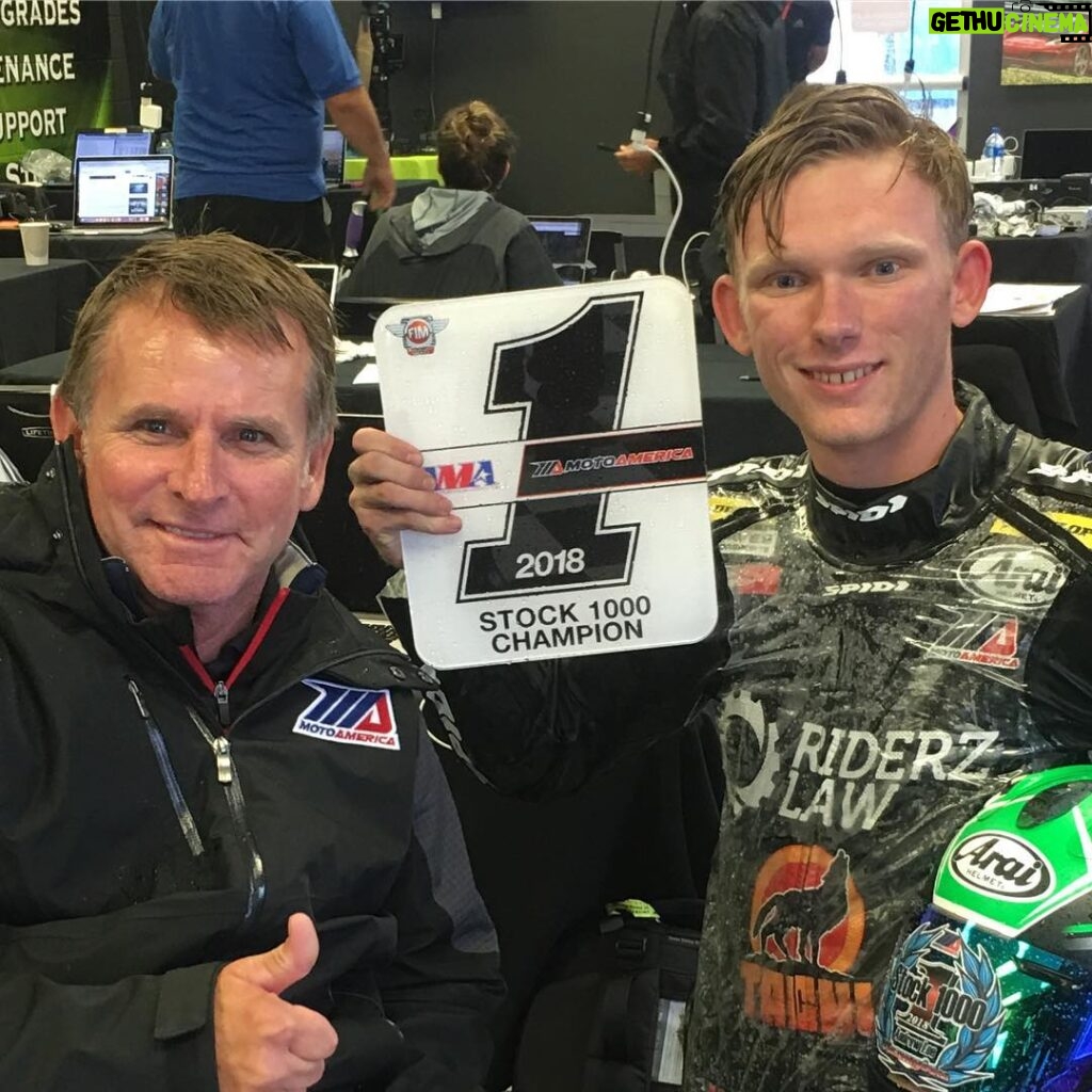 Wayne Rainey Instagram - Congratulations Andrew Lee! MotoAmerica Stock 1000 Champion 2018🏁 #motoamerica #ridedunlop New Jersey Motorsports Park - NJMP