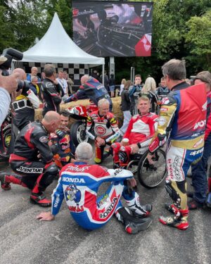 Wayne Rainey Instagram - Afternoon tea with @micksdoohan, @kschwantz34, @26_danipedrosa, @jm130tt, and Kenny Roberts. @fosgoodwood 🇬🇧