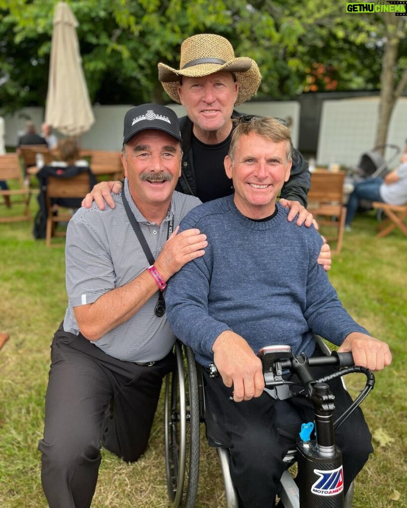 Wayne Rainey Instagram - Hanging out with the Lion (@nigelmansell)and the King at @fosgoodwood.