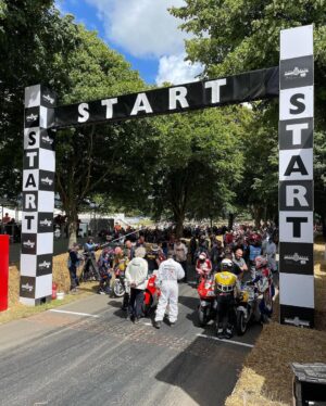 Wayne Rainey Instagram - Once in a lifetime experience @fosgoodwood 
This would not have happened without a village of people. Thank you to my family, friends, sponsors and to all the fans. 
@motoamerica @yamaharacingcomofficial @jfarle98 @medallia_inc @alpinestars @saddlemen @shoeihelmetsusa @ohvale_official @kschwantz34 @micksdoohan Kenny Roberts @padgettsracing @michelinmotorsport