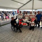 Wayne Rainey Instagram - Once in a lifetime experience @fosgoodwood This would not have happened without a village of people. Thank you to my family, friends, sponsors and to all the fans. @motoamerica @yamaharacingcomofficial @jfarle98 @medallia_inc @alpinestars @saddlemen @shoeihelmetsusa @ohvale_official @kschwantz34 @micksdoohan Kenny Roberts @padgettsracing @michelinmotorsport Goodwood Festival of Speed