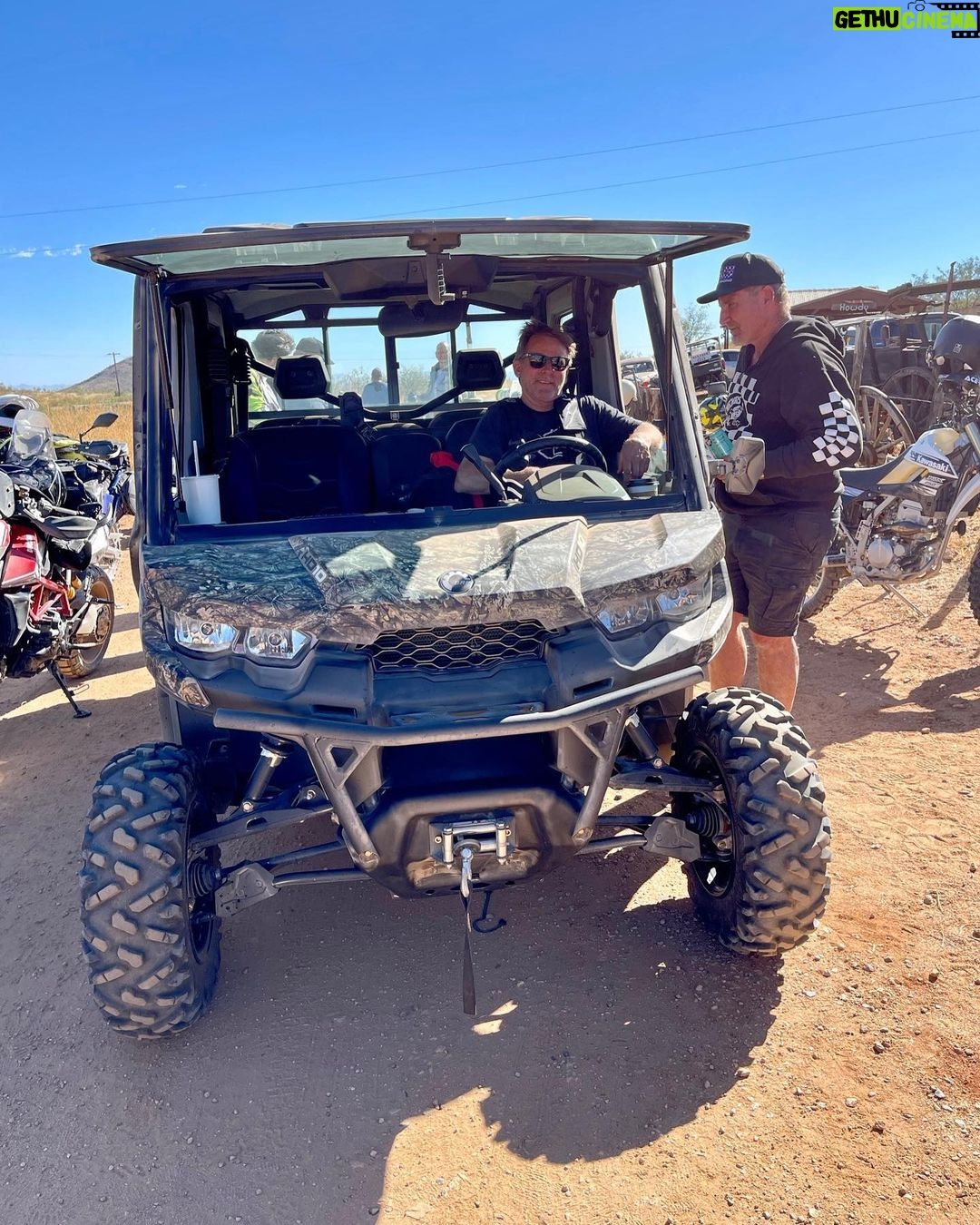Wayne Rainey - 2.6K Likes - Tombstone Trail Ride with friends 2021 @bshobert67 @chuckaksland #kennyroberts