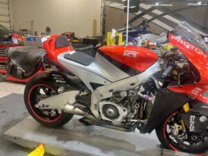 Wayne Rainey Instagram - Kenny Roberts entry for King of the Baggers race @motoamerica Laguna Seca!