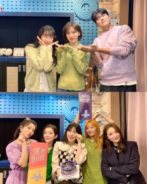 Wendy Instagram - 거의 2년이라는 시간동안 웬디의 영스트리트를 사랑해주신 모든 분들께 감사드린다는 말씀드리고 싶어요🙏💕 
저를 밝은 완디로 만들어 주신 우리 제작진분들💕
더 재밌게 진행 할 수 있도록 도와준 우리 고정 게스트분들💕
그리고 저희 라디오에 출연해주신 모든 게스트분들💕
예쁘게 빛날 수 있게 꾸며준 우리 스탭분들💕
매일 영스를 함께 해준 우리 매니저님들💕
4계절 내내 나와 출근길을 함께 해준 우리 러비들과💕
절 예쁜 사진으로 그 모습을 담아주신 우리 기자님들💕
또 매번 라디오 가면 밝은 미소로 반겨주시고 인사해주시던 선배님들과 라디오 제작진분들💕 방송국 관계자분들💕
그리고 마지막으로 8-10시까지 저희 영스와 함께해주신 모든 청취자 여러분들💕
저에겐 잊지 못할 너무나도 행복한 시간이자 추억이었어요✨ 다시 한 번 너무 감사드립니다🙏

“이제까지 웬디의 영스트리트 사랑해주시고 관심 가져주시고 응원해주신 많은 분들 너무너무 감사드립니다. 그럼 저는 인사드리도록 하고요. 청취자분들도 항상 건강하고 행복하셨으면 좋겠습니다. 2023년 7월 2일 일요일 하루의 완성은 완디와 함께. Everyday happy tension~ 지금까지 완디였습니다! 안녕!”👋