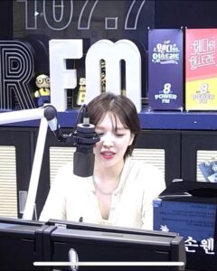 Wendy Instagram - 거의 2년이라는 시간동안 웬디의 영스트리트를 사랑해주신 모든 분들께 감사드린다는 말씀드리고 싶어요🙏💕 저를 밝은 완디로 만들어 주신 우리 제작진분들💕 더 재밌게 진행 할 수 있도록 도와준 우리 고정 게스트분들💕 그리고 저희 라디오에 출연해주신 모든 게스트분들💕 예쁘게 빛날 수 있게 꾸며준 우리 스탭분들💕 매일 영스를 함께 해준 우리 매니저님들💕 4계절 내내 나와 출근길을 함께 해준 우리 러비들과💕 절 예쁜 사진으로 그 모습을 담아주신 우리 기자님들💕 또 매번 라디오 가면 밝은 미소로 반겨주시고 인사해주시던 선배님들과 라디오 제작진분들💕 방송국 관계자분들💕 그리고 마지막으로 8-10시까지 저희 영스와 함께해주신 모든 청취자 여러분들💕 저에겐 잊지 못할 너무나도 행복한 시간이자 추억이었어요✨ 다시 한 번 너무 감사드립니다🙏 “이제까지 웬디의 영스트리트 사랑해주시고 관심 가져주시고 응원해주신 많은 분들 너무너무 감사드립니다. 그럼 저는 인사드리도록 하고요. 청취자분들도 항상 건강하고 행복하셨으면 좋겠습니다. 2023년 7월 2일 일요일 하루의 완성은 완디와 함께. Everyday happy tension~ 지금까지 완디였습니다! 안녕!”👋
