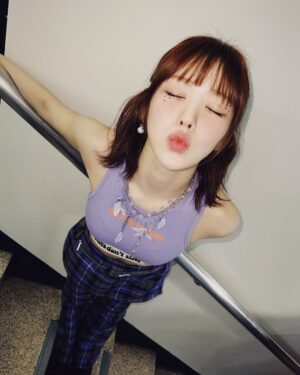 Wendy Instagram - 항상 고마워 러비들✨🥳💜