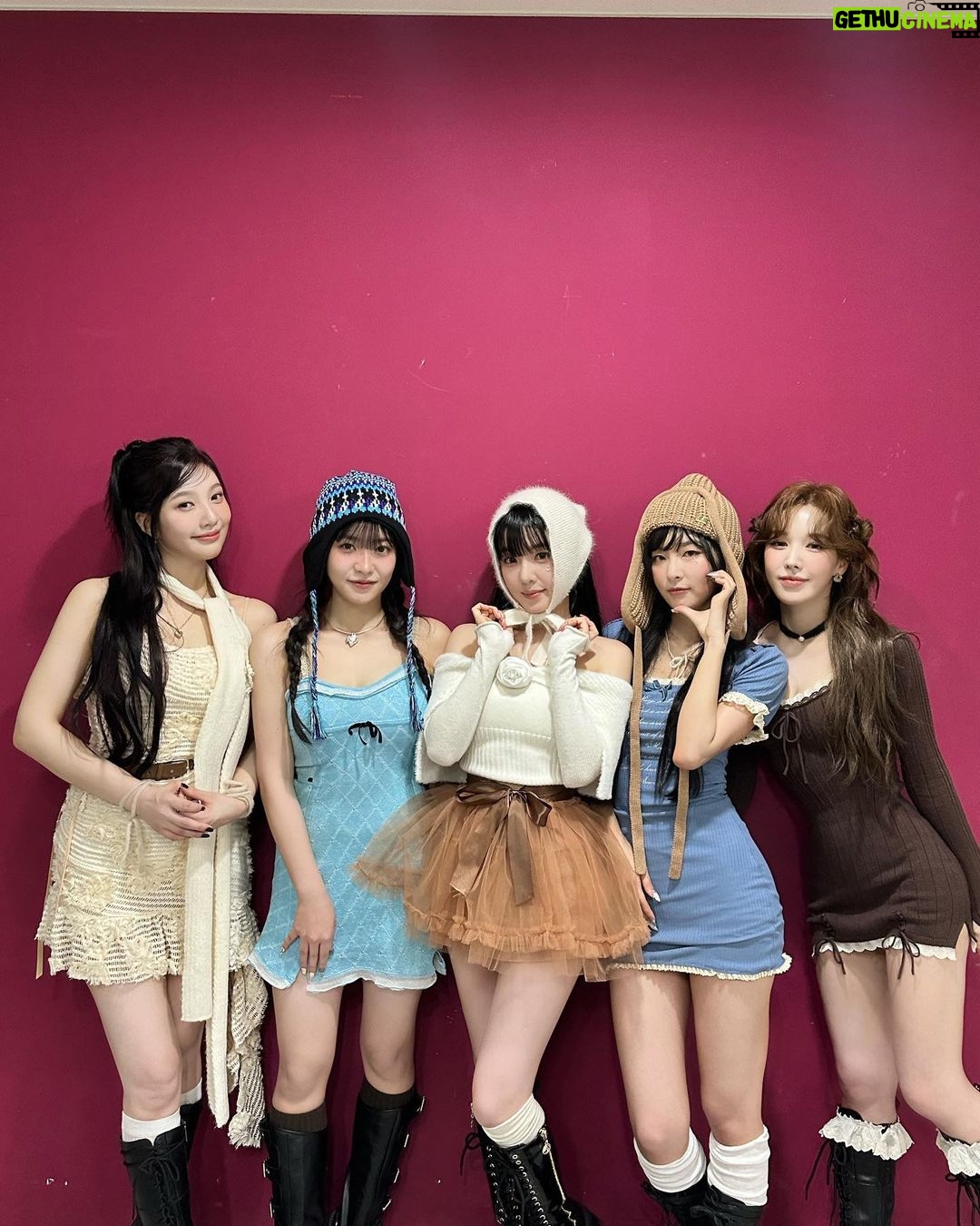 Wendy Instagram - Chill Killπ μμ€μμλ κ³ λ§μ λ¬λΉλ€π©΅ μμμ리λ μ§± ν¬κ΅¬! λͺ© μκ»΄μ΄!!π