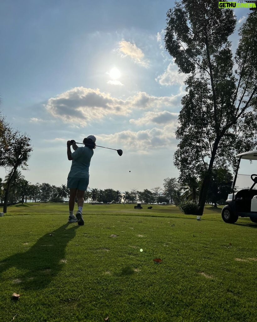 Whindersson Nunes Instagram - Jeredy foi ao golfe ⛳️ @sofitelkrabiphokeethra 🥰 Sofitel Krabi Phokeethra Golf and Spa Resort