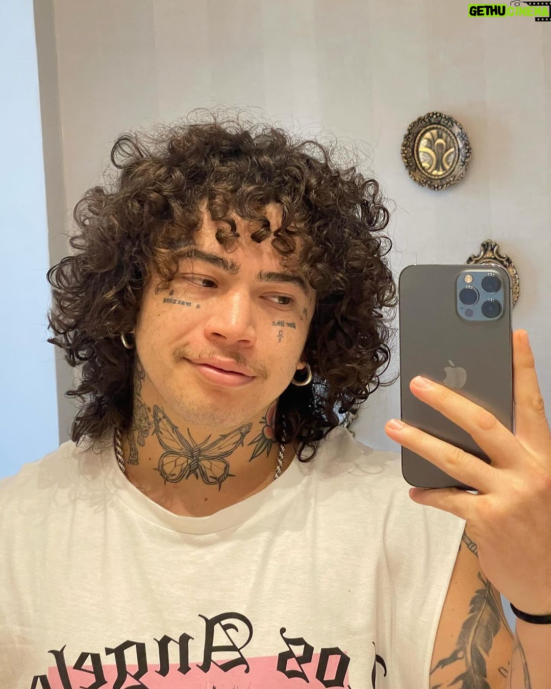 Whindersson Nunes Instagram - 🥰🥰🥰🥰