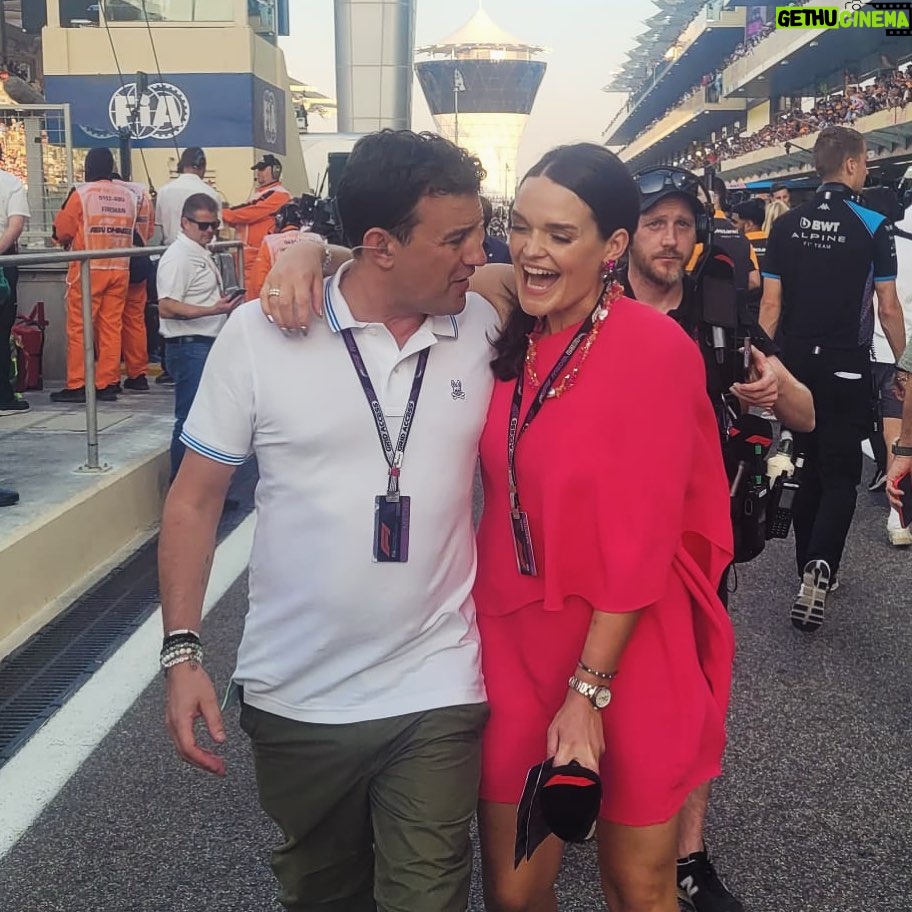 Will Buxton Instagram - Couldn’t be prouder of this amazing woman at the end of her first full year fronting our F1TV shows. She is diligent, dedicated, dependable and above all, an absolute delight. I am in awe of all that you do. Thank you for being all that you are. This is only the start. Love you mate Xx @lauracwinter