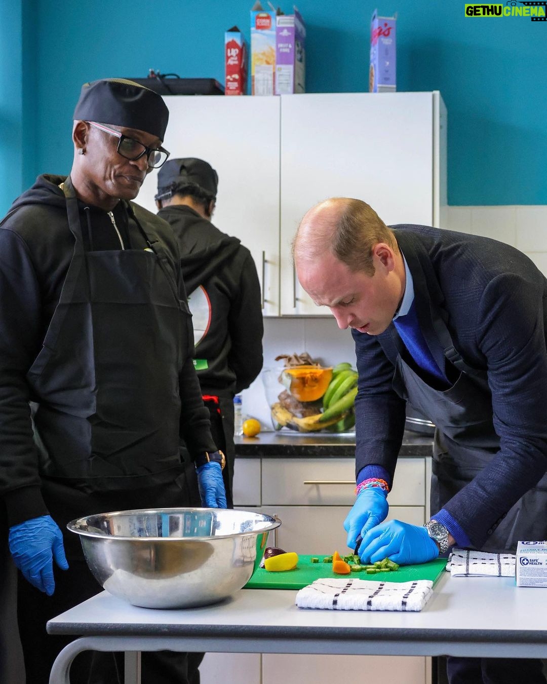 William, Prince of Wales Instagram - Proud to work with the Manchester Peace Together Alliance to improve opportunities and outcomes for young people. The three year commitment between The Royal Foundation and The Mayor of Greater Manchester brings the private sector on board for the first time, helping reduce youth violence and providing the first dedicated employment, skills and training programme for young people at risk of violence. While ‘Keeping It Real 24/7’ and hubs just like it are doing so much to support the people of Moss Side in Manchester 🐝 Moss Side, Manchester