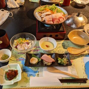William Li Instagram - Hakone was a beautiful place like straight out of an anime 

The food was very traditional I was told but what was astounding was the ponzu sauce.

They must lace this with something because it was absolutely delicious