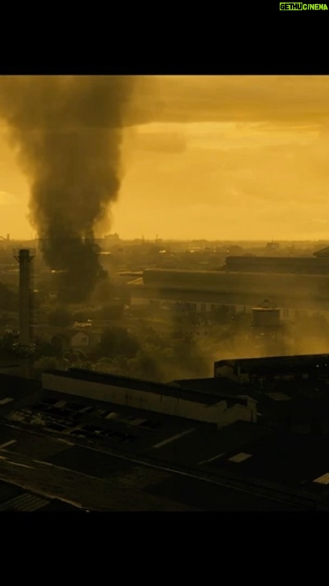 Willy McIntosh Instagram - Official Trailer | ตัวอย่างภาพยนตร์ Dark World เกม ล่า ฆ่า รอด การแข่งขันนี้คนแพ้ต้อง "ตาย" เท่านั้น ในเมืองที่ไม่มีกฏ เมืองที่ไม่มีรัฐ เมืองที่คนแข่งกันไปตาย นี่คือภาพยนตร์ที่เข้าประกวดในเทศกาลภาพยนตร์ Bucheon International Fantastic Film Festival 2021 และยังได้เข้าชิงรางวัล Méliès International Festivals Federation (MIFF) Award for Best Asian Film #DarkWorld #เกมล่าฆ่ารอด 11 พฤศจิกายนในโรงภาพยนตร์ #วิลลี่แมคอินทอช #WillieMcintosh