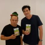 Willy McIntosh Instagram – ภาษาอังกฤษพอได้ แต่ภาษาไทยไม่ได้เลย
#โบ๊ะบ๊ะ #ผงผัก30ชนิด #ไฟเบอร์สูง #กินง่าย #ถ่ายคล่อง #พกพาง่าย
#WynnfarmVeggie #วินฟาร์มเวจจี
เวจจี สุดรักของข้าอยู่ไหนนนนนนนน
#ลิงน้อย #ตลก #โบ๊ะบ๊ะ #ผงผัก30ชนิด #ไฟเบอร์สูง #กินง่าย #ถ่ายคล่อง #พกพาง่าย #WynnfarmVeggie #วินฟาร์มเวจจี