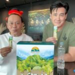 Willy McIntosh Instagram – จุดแข็ง : ชอบกินผัก (ผัก)
จุดอ่อน : ไม่มีเวลา ⏱
ต้องเวจจีเลยตอบโจทย์ได้ทุกวัน

#Wynnfarm #Veggie ผลิตจากผักสดถึง 30 ชนิด ผ่านกรรมวิธีการผลิตที่สูญเสียคุณค่าทางอาหารน้อย ยังคงรักษาสมบัติที่ดีของผักได้ใกล้เคียงกับผักสด

💎 ได้มาตรฐานรับรอง GMP 
💎 เลขทะเบียน อย. 11-1-19864-5-0041
💎 1 กล่อง บรรจุ 10 ซอง

🔥 1 กล่อง ราคาพิเศษ 499.- (จากราคาปกติ 888.- )
🔥 โปรสุดคุ้ม 2 แถม 2 ราคาพิเศษ 990.- จากราคาปกติ 3,552. – 

สั่งซื้อได้แล้ววันนี้
https://www.facebook.com/VeggieWynnFarm
Line : @veggie
https://lin.ee/Gr9myEb
หรือ Watson boots lotus big c ร้านขายยาทั่วประเทศ

#WillieMcintosh #วิลลี่แมคอินทอช
#เสนาหอย