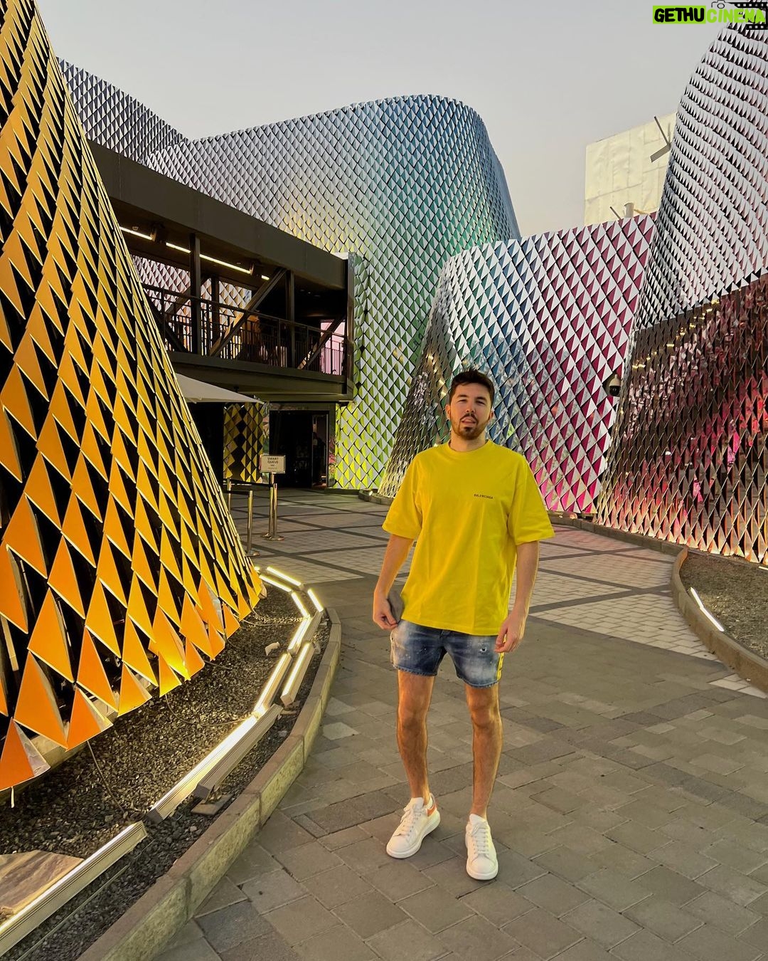 Willyrex Instagram - Dubai Expo dia 1 🤯 Expo City Dubai