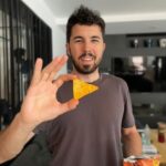 Willyrex Instagram - #publi ¿Le damos al Play? Participa en el sorteo de @doritos_es . Tienes hasta el viernes 17 de septiembre para llevarte premiazos como una máquina de arcade o un neón como el mío. Visita su perfil y... ¡mucha suerte! #DoritosMakeYourPlay