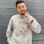 Willyrex Instagram - Una de mis nuevas sudaderas top!! Per ardua ad astra 🚀🚀🚀