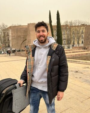 Willyrex Instagram - Paseito con la family 👧🏼