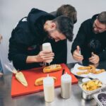 Willyrex Instagram - Hoy comienza algo impensable hace unos años!! En colaboracion con @danigarcia7 con 3 estrellas Michelin, sacamos nuestro propio restaurante para pedir a domicilio!! Desde hoy mismo busca en Just Eat y Glovo “La gran familia Mediterranea” y dentro el apartado “The Gaming Family”!