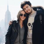 Willyrex Instagram - SORTEO ¡Viajazo a Nueva York para dos personas con vuelos, hotel y actividades incluidas! ¡Qué recuerdos de cuando vivía en Nueva York! Estados Unidos ha anunciado que desde el 8 de noviembre se podrá volver a viajar a su país, así que para celebrarlo os traigo con @civitatis un premio espectacular: un viaje a Nueva York para dos personas con vuelos, cinco noches de alojamiento y tres tours flipantes incluidos (Paseo en helicóptero por #NYC + Contrastes de Nueva York VIP + Visita guiada por Central Park) Para participar solo tienes que: 1. Seguir a @civitatis y seguirme a mí 2. Mencionar a la persona que te acompañará a Nueva York cuando ganes el viaje OPCIONAL: Para tener una participación extra, comparte esta foto en Stories (si tienes perfil privado, envía captura por DM) Puedes participar tantas veces como quieras: cuantos más comentarios pongas, más probabilidades de ganar este súper premio. Puedes probar suerte hasta el próximo Jueves,4 de Noviembre a las 19h (hora española peninsular) ¡Ese día anunciaremos en este post el ganador! Nueva York te espera. ¡Mucha suerte! Link de las bases legales del sorteo : https://civitatis.link/NuevaYorkConWillyrex Ya tenemos ganador @ignacionct