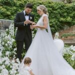 Willyrex Instagram - El mejor día de nuestra vida, acompañada de las personas mas especiales. Familia y amigos, gracias por hacer que fuera inolvidable. No tenemos palabras que expresen lo que vivimos ayer. Gracias @rosa_clara por los vestidos tan increíbles. @rabatjewellery por estar presente en un momento tan especial Gracias infinitas a @bymariaprisco @beabeautybcn @salontoro por este increíble peinado y maquillaje. Ni en mis mejores sueños. Y sobretodo, queríamos agradecer con todo nuestro corazón a @sophiekorsweddings porque sin ellas, Anna y Marta, nada de esto hubiera sido posible. Cada detalle tan cuidado con tanto amor y tanto cariño. Sois las mejores y no hay duda de ello. GRACIAS. @volvoreta por estas fotos, que no hace falta que diga nada, porque hablan por si solas.