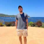 Willyrex Instagram - Justo antes de subirme a mi ferrari de 240.000€ en Ibiza (es una broma mirad mis stories) Ibiza, Spain