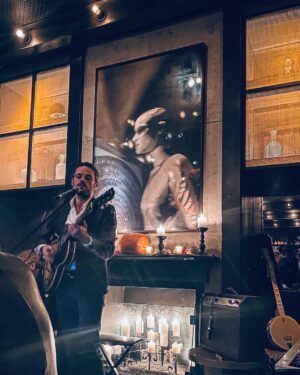 Winston Marshall Instagram - NYC still got it