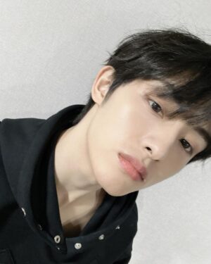Winwin Instagram - ❄️