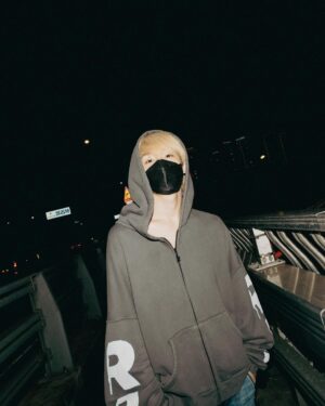Winwin Instagram - yellow moon🌝
（📷 by kun）