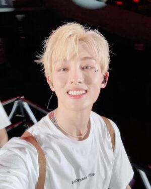 Winwin Instagram - お元気ですか🌞